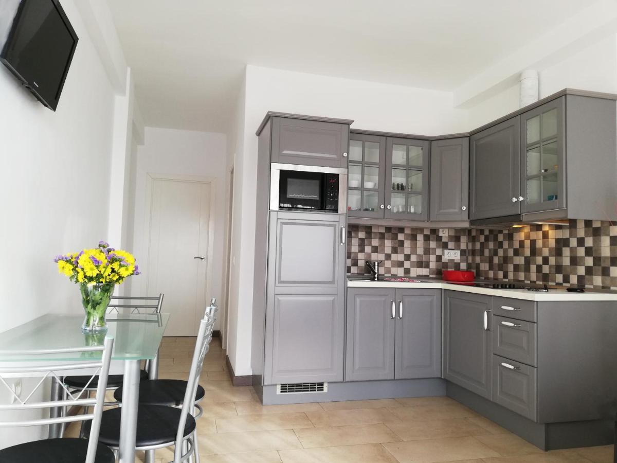 Apartment Verdemar With Sea View And Garden *